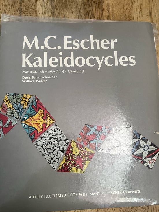 Mc Escher Other - Super Sweet M.C. Escher Kaleidocycles - Book + 14/17 Intact 3D Models origami